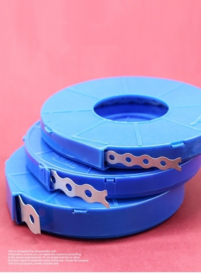 100% QC Passado Alta Durabilidade Faixa de Aço Perforada Faixa de Plástico Pulverizada Metal Performance Branca e Durável Largura 12mm
