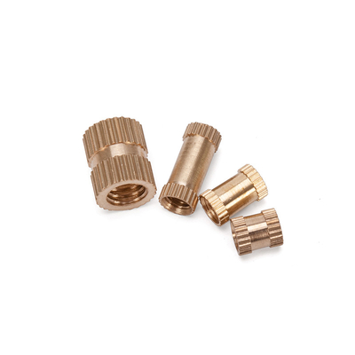 ANSI Padrão de tamanho personalizado Tratamento de água DIN Brass Knurled Nut Insert com acabamento passivado no sistema de medição métrica