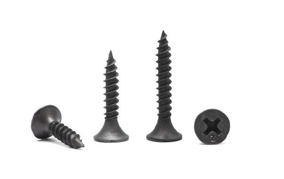 Parafusos de perfuração para paredes secas de conexão com molduras metálicas