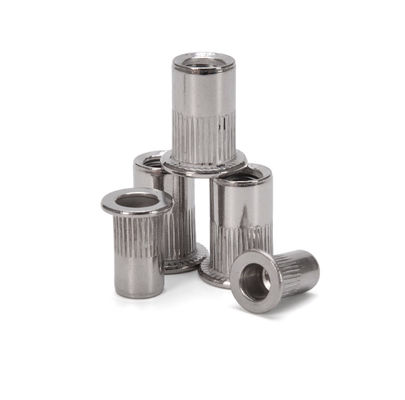 Sistema de medição métrica aço inoxidável revestido de zinco personalizado cabeça plana redonda auto-apertando noz de rivet para cuidados de saúde