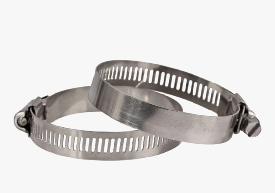 Instalação rápida SS304 pinça de mangueira em estilo alemão com material de aço carbono e sistema métrico de medição em estoque