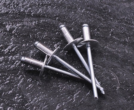 Revestimento em zinco ANSI/ASME Força de fixação forte Força de fixação de aço Rebites para metal m2.5 m3 m3.5 m4.2 m4.8 m5.5 m6.3