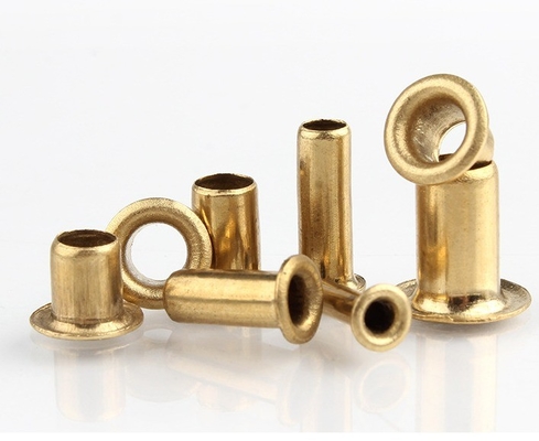 Rebites de cobre de cabeça redonda de latão padrão ISO para construção resistente e design personalizado