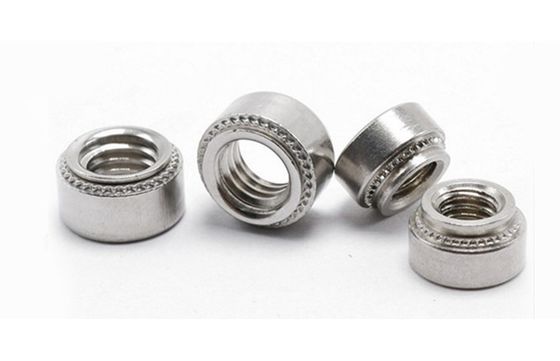 SS304 Blind Flash Floating Round Broaching Self Clinching Nuts JIS Finish revestido de zinco padrão para necessidades de fixação métrica