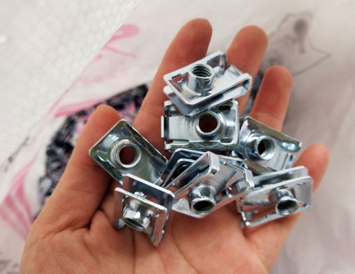 Sistema de medição métrica de aço inoxidável tipo U para parafusos para parafusos de auto-aperto na indústria de retalho Tratamento de água