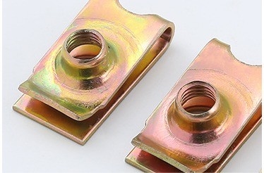 Sistema métrico de medição revestido de zinco M4-M10 Ferro inoxidável U Clip Nut para soluções de fixação com roscas