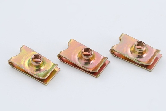 Sistema métrico de medição revestido de zinco M4-M10 Ferro inoxidável U Clip Nut para soluções de fixação com roscas