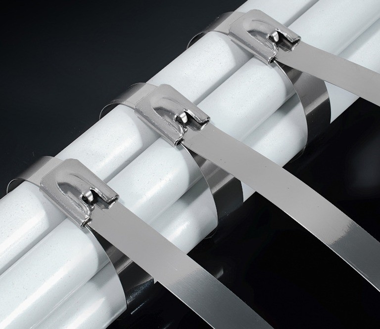 GB padrão auto-bloqueio SS304/316 Cable Ties de aço inoxidável 4,6 * 300mm dentro da ISO para Fscat matéria-prima