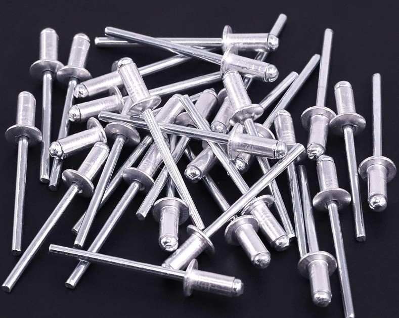 Revestimento de revestimento de aço inoxidável brilhante para exigências de fixação duradoura usando revestimento de revestimento de revestimento